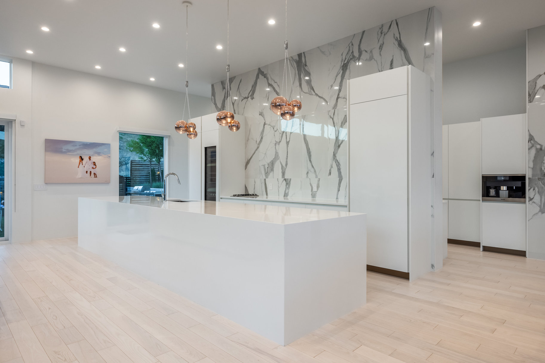  Incredible Contemporary Home - 物件實景