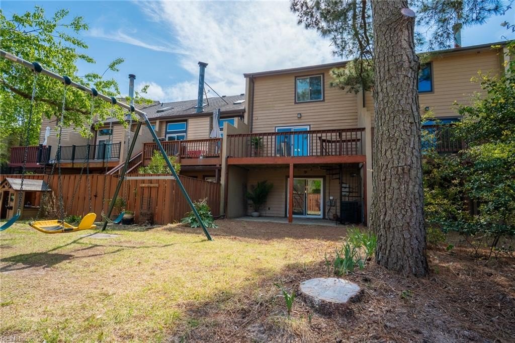 Virginia Beach, Virginia, 23455, United States, 3 Bedrooms Bedrooms, ,4 BathroomsBathrooms,Residential,For Sale,1921851