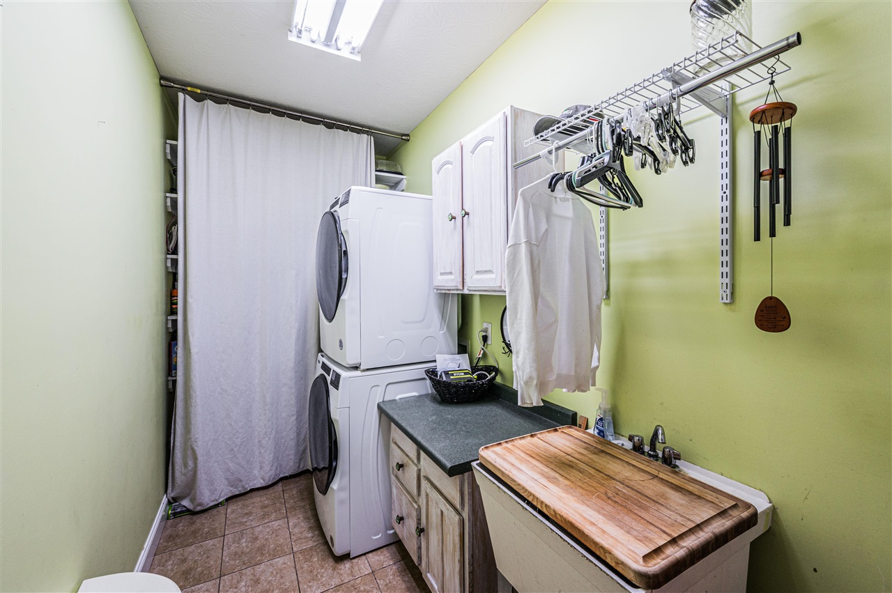 Scottsville, Kentucky, 42164, United States, 4 Bedrooms Bedrooms, ,4 BathroomsBathrooms,Residential,For Sale,2001662