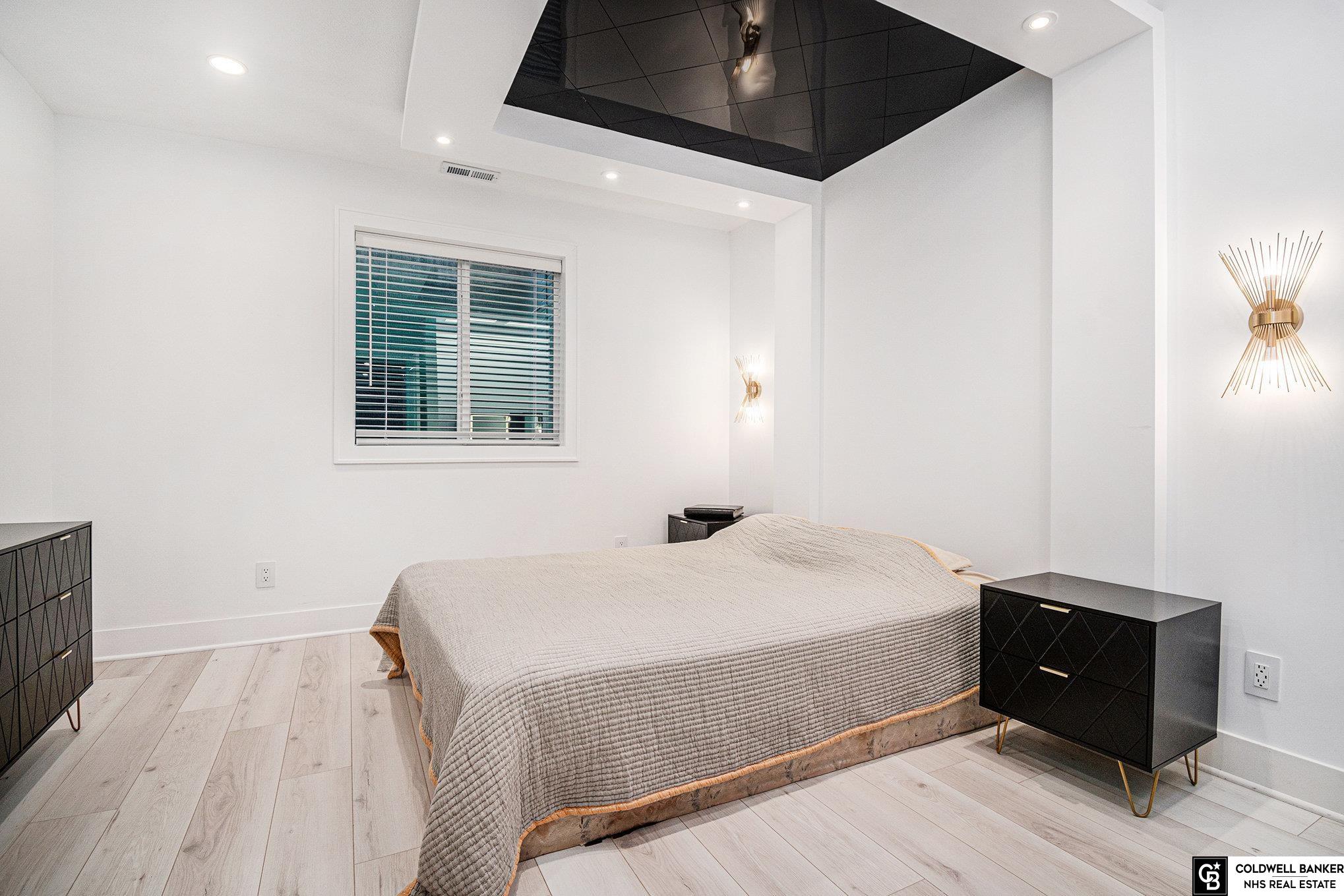 Bennington, Nebraska, 68007, United States, 6 Bedrooms Bedrooms, ,4 BathroomsBathrooms,Residential,For Sale,1969201