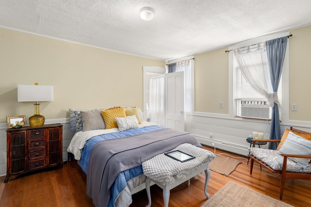 New Bedford, Massachusetts, 02740, United States, 4 Bedrooms Bedrooms, ,3 BathroomsBathrooms,Residential,For Sale,1897669