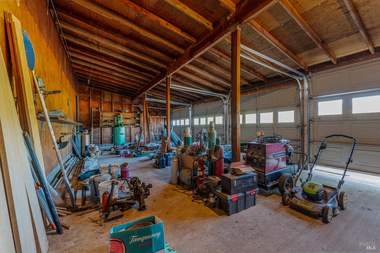 Redwood Valley, California, 954470, United States, 4 Bedrooms Bedrooms, ,3 BathroomsBathrooms,Residential,For Sale,1838105