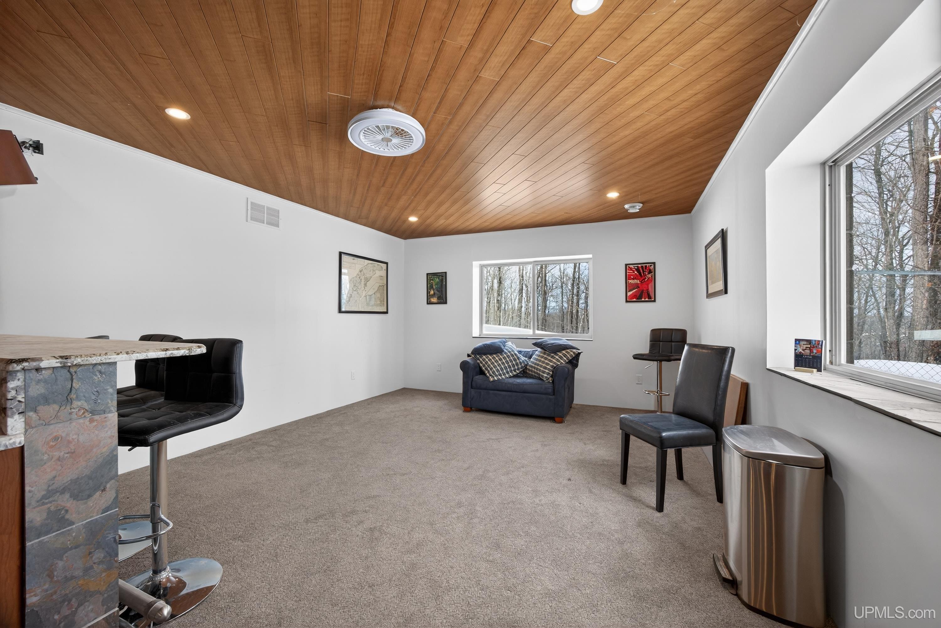 Houghton, Michigan, 49931, United States, 3 Bedrooms Bedrooms, ,4 BathroomsBathrooms,Residential,For Sale,2029605