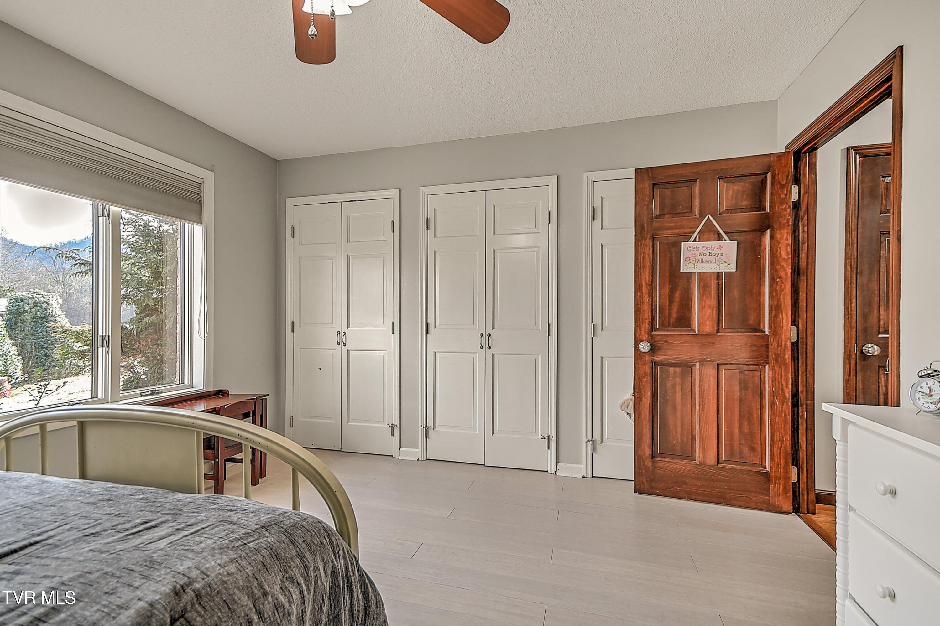 Jonesborough, Tennessee, 37659, United States, 6 Bedrooms Bedrooms, ,6 BathroomsBathrooms,Residential,For Sale,2011777