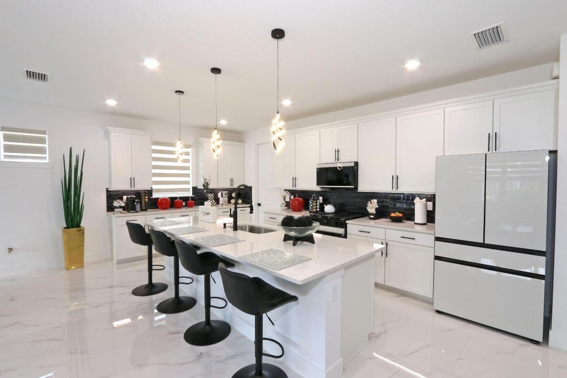 Port St Lucie, Florida, 34987, United States, 2 Bedrooms Bedrooms, ,2 BathroomsBathrooms,Residential,For Sale,2008959