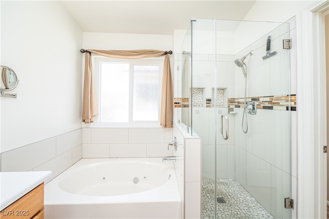 Las Vegas, Nevada, 89129, United States, 4 Bedrooms Bedrooms, ,3 BathroomsBathrooms,Residential,For Sale,1958001