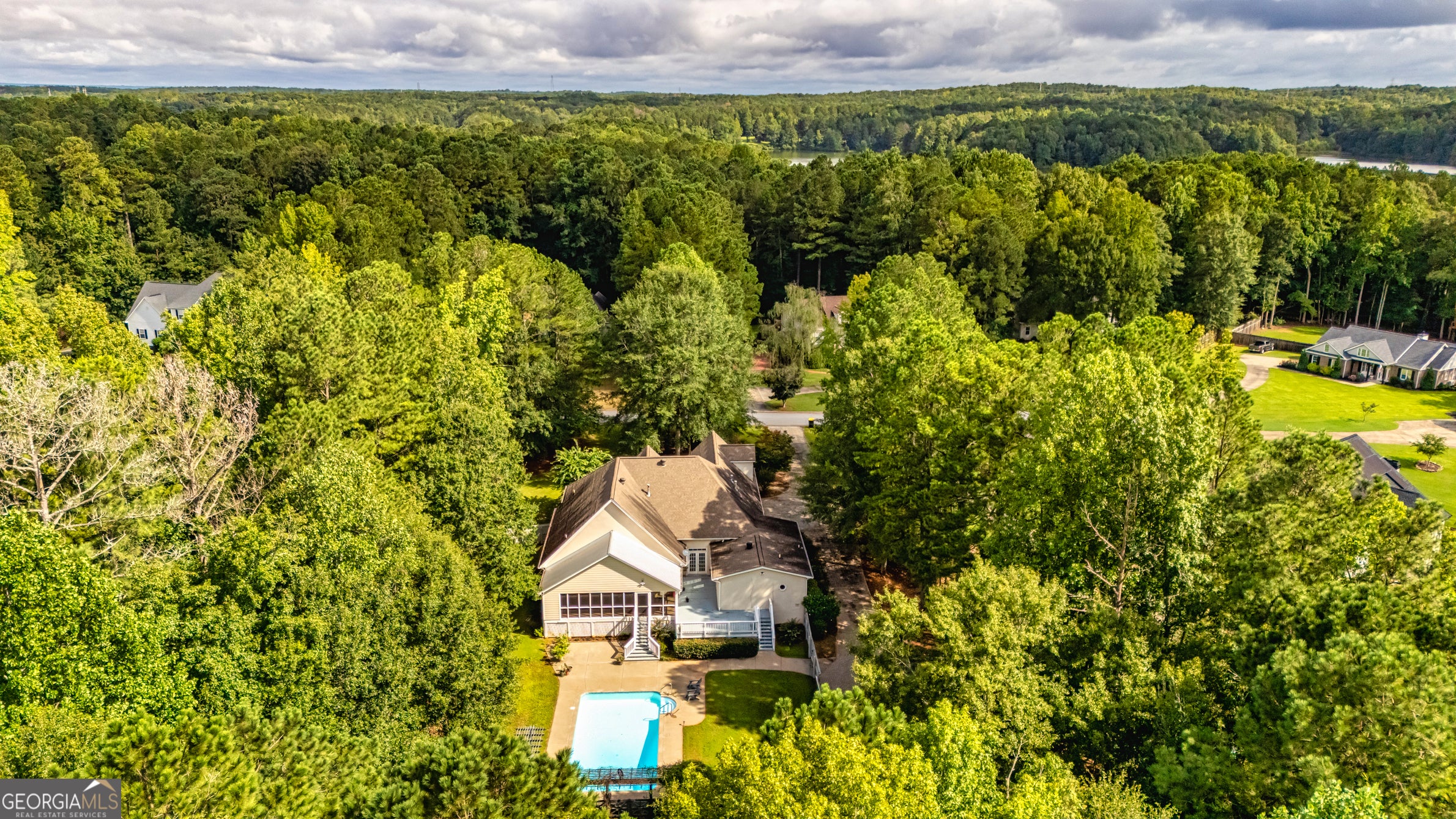 Newnan, Georgia, 30263, United States, 5 Bedrooms Bedrooms, ,6 BathroomsBathrooms,Residential,For Sale,1915422