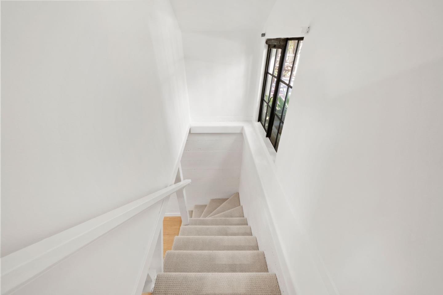 Palo Alto, California, 94301, United States, 4 Bedrooms Bedrooms, ,4 BathroomsBathrooms,Residential,For Sale,1837921
