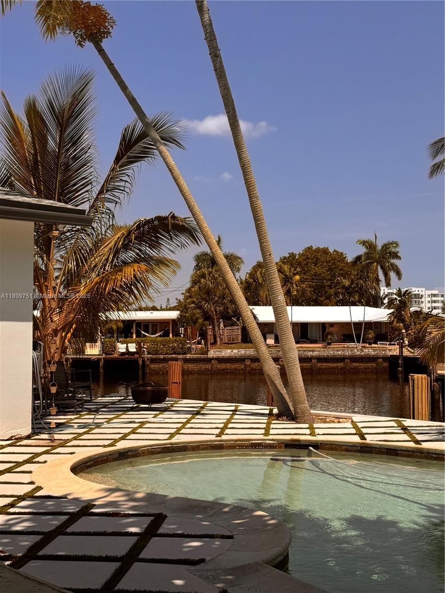 Pompano Beach, Florida, 33060, United States, 2 Bedrooms Bedrooms, ,2 BathroomsBathrooms,Residential,For Sale,1829168