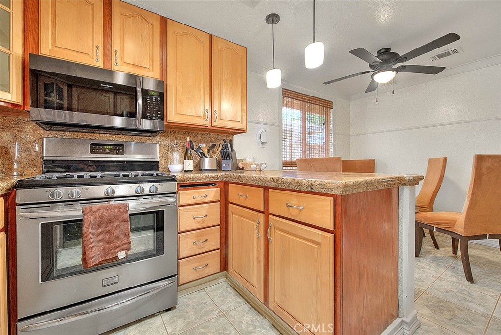 Loma Linda, California, 92354, United States, 4 Bedrooms Bedrooms, ,2 BathroomsBathrooms,Residential,For Sale,1841677
