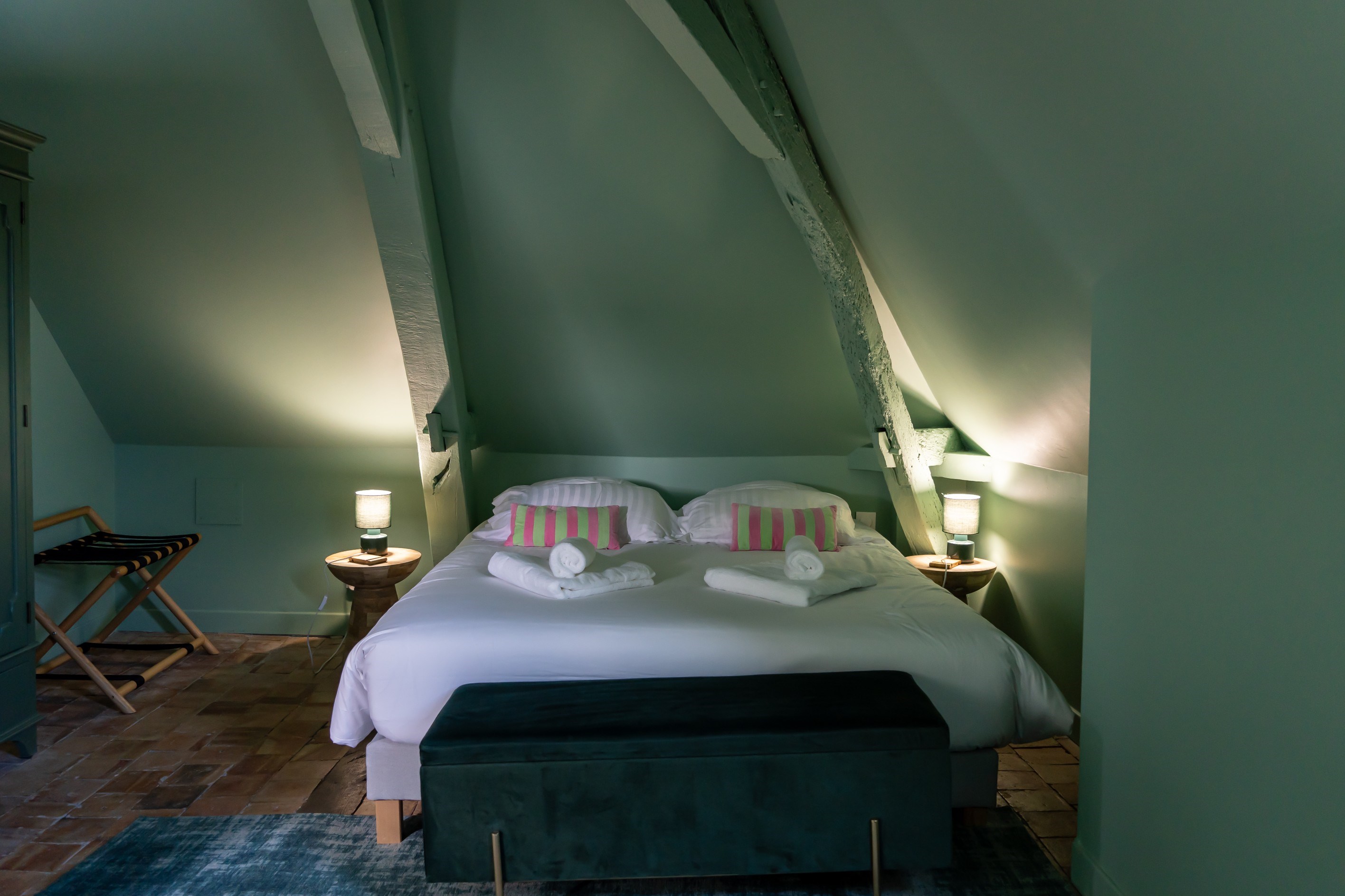  Rare Loire Valley Property Offering Panoramic Riverfront Elegance - 物件實景