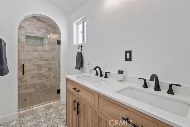 Downey, California, 90241, United States, 4 Bedrooms Bedrooms, ,3 BathroomsBathrooms,Residential,For Sale,2010761