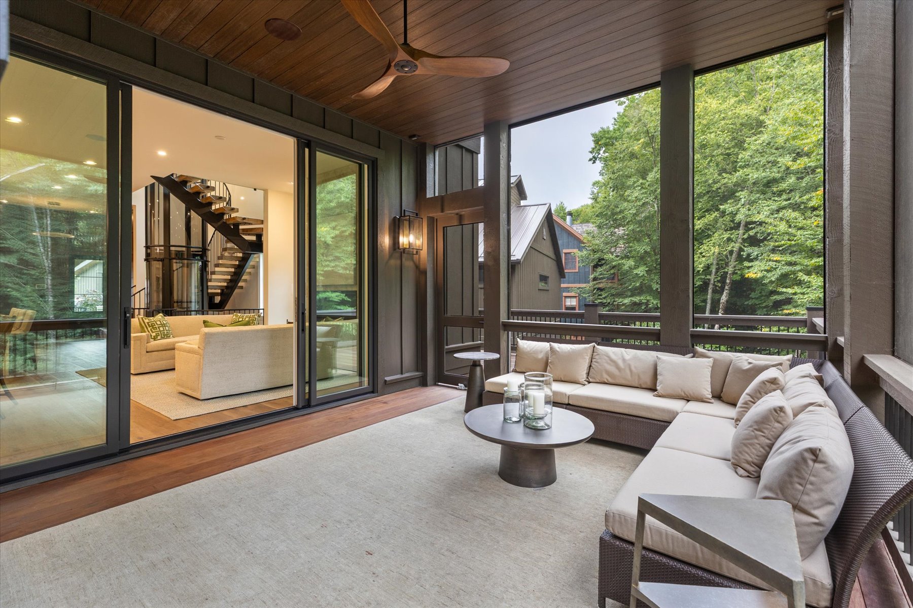  504 Birchwood Drive Unit B-2 Highlands - 物件實景