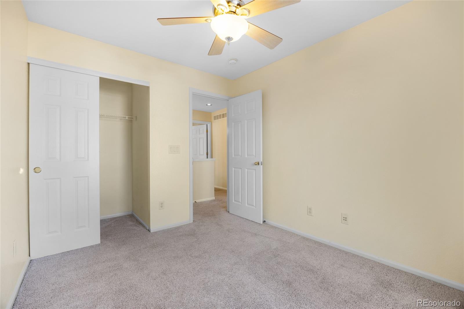 Highlands Ranch, Colorado, 80126, United States, 3 Bedrooms Bedrooms, ,3 BathroomsBathrooms,Residential,For Sale,1991923