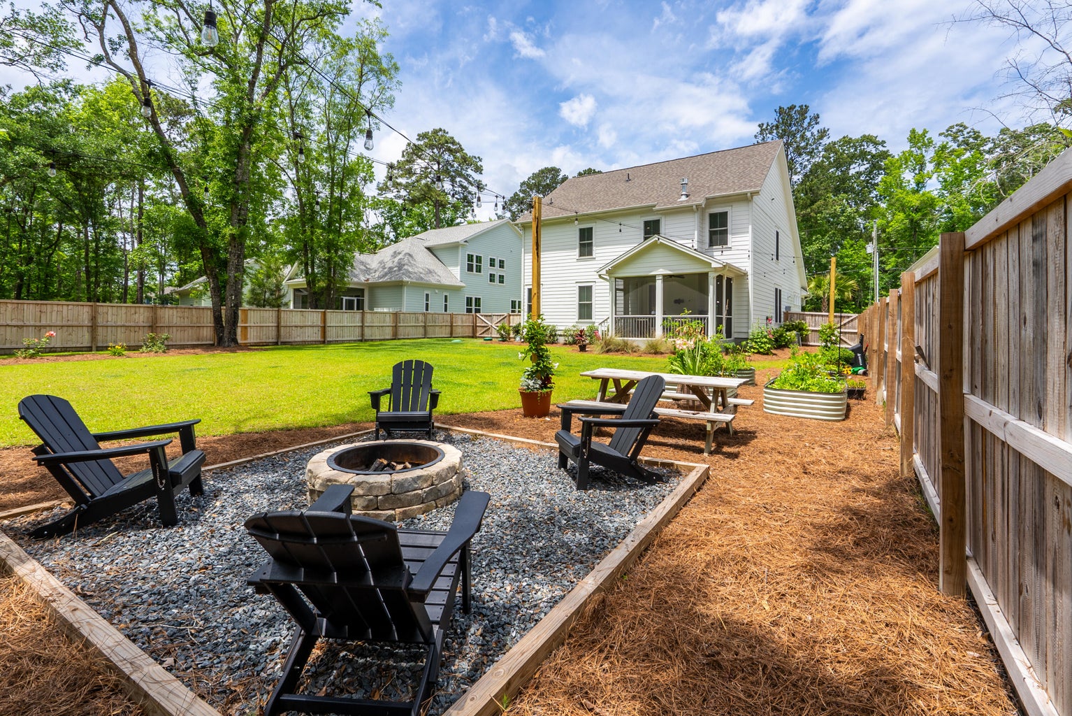 Hollywood, South Carolina, 29449, United States, 4 Bedrooms Bedrooms, ,4 BathroomsBathrooms,Residential,For Sale,1898776