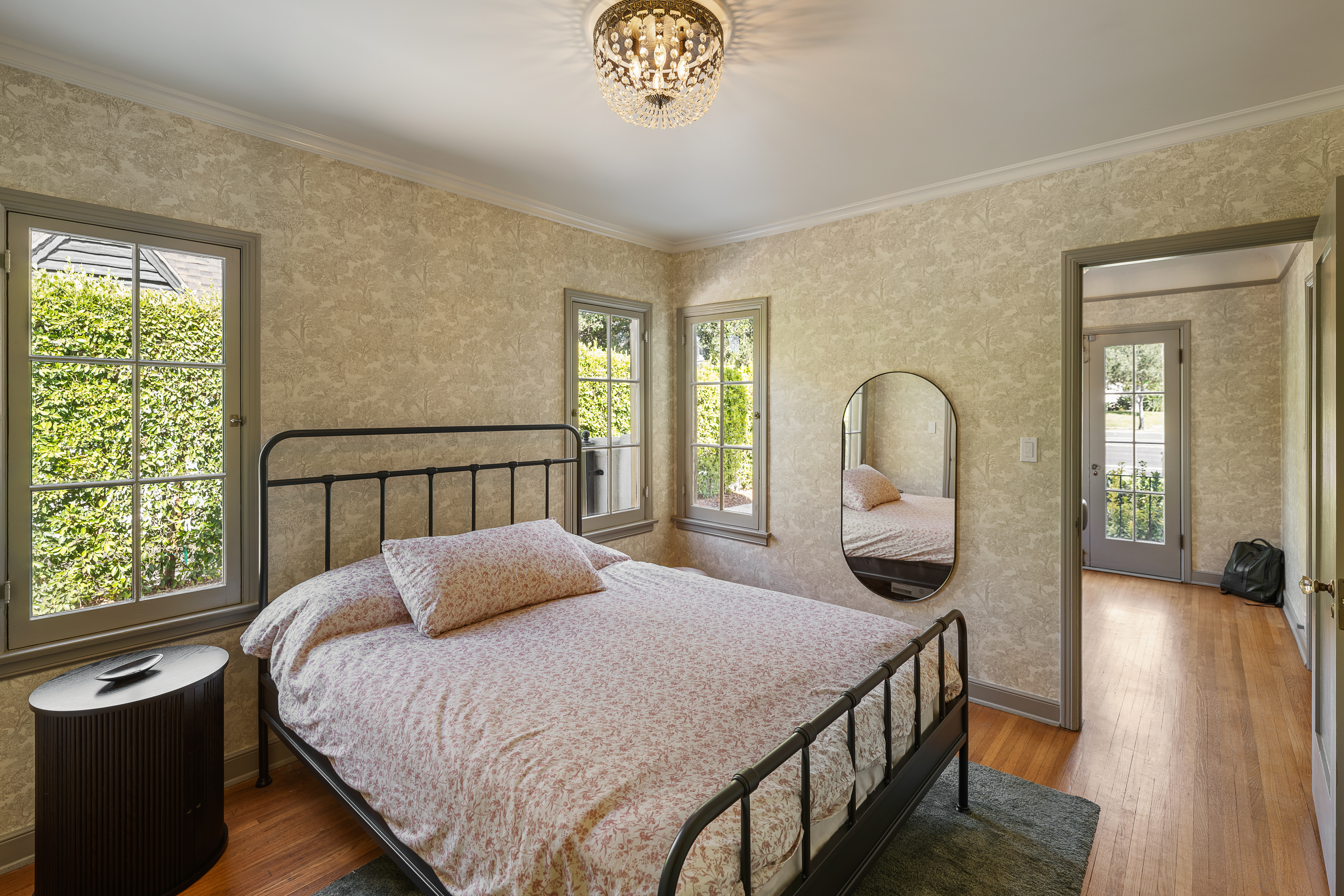  2384 East Orange Grove Boulevard - 物件實景