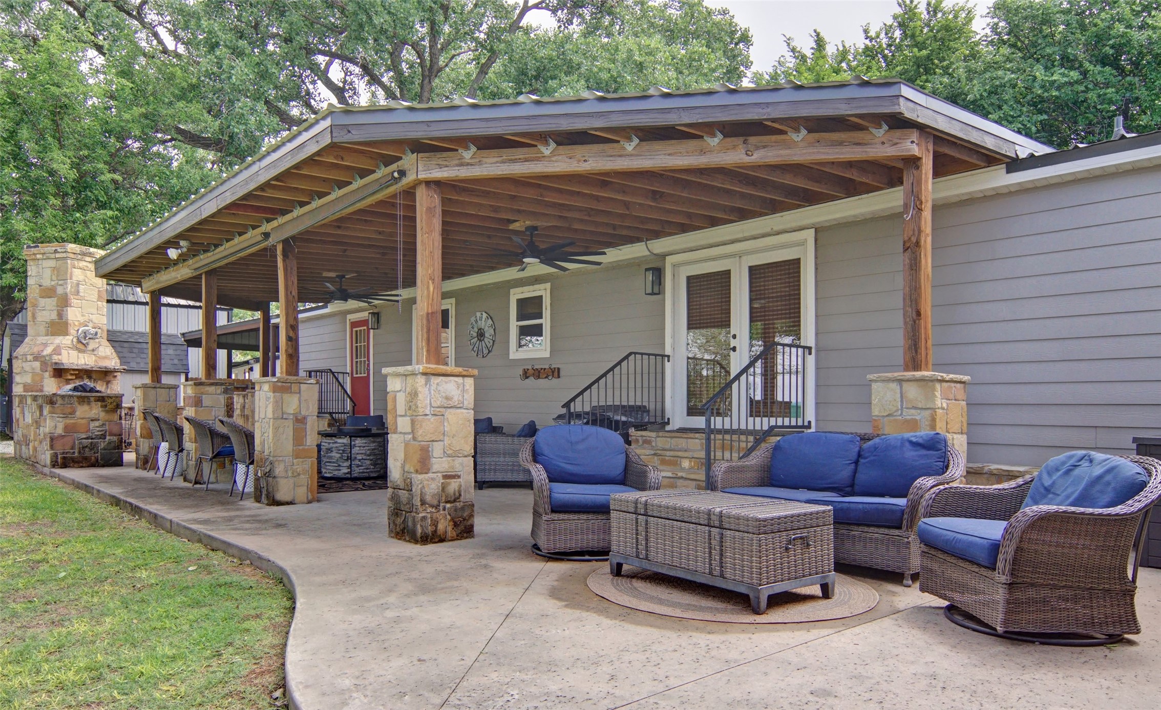 Possum Kingdom Lake, Texas, 76449, United States, 3 Bedrooms Bedrooms, ,2 BathroomsBathrooms,Residential,For Sale,1794125