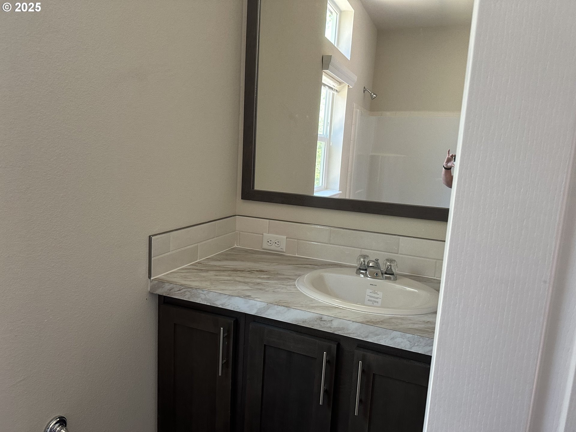 Brookings, Oregon, 97415, United States, 1 Bedroom Bedrooms, ,1 BathroomBathrooms,Residential,For Sale,1979383