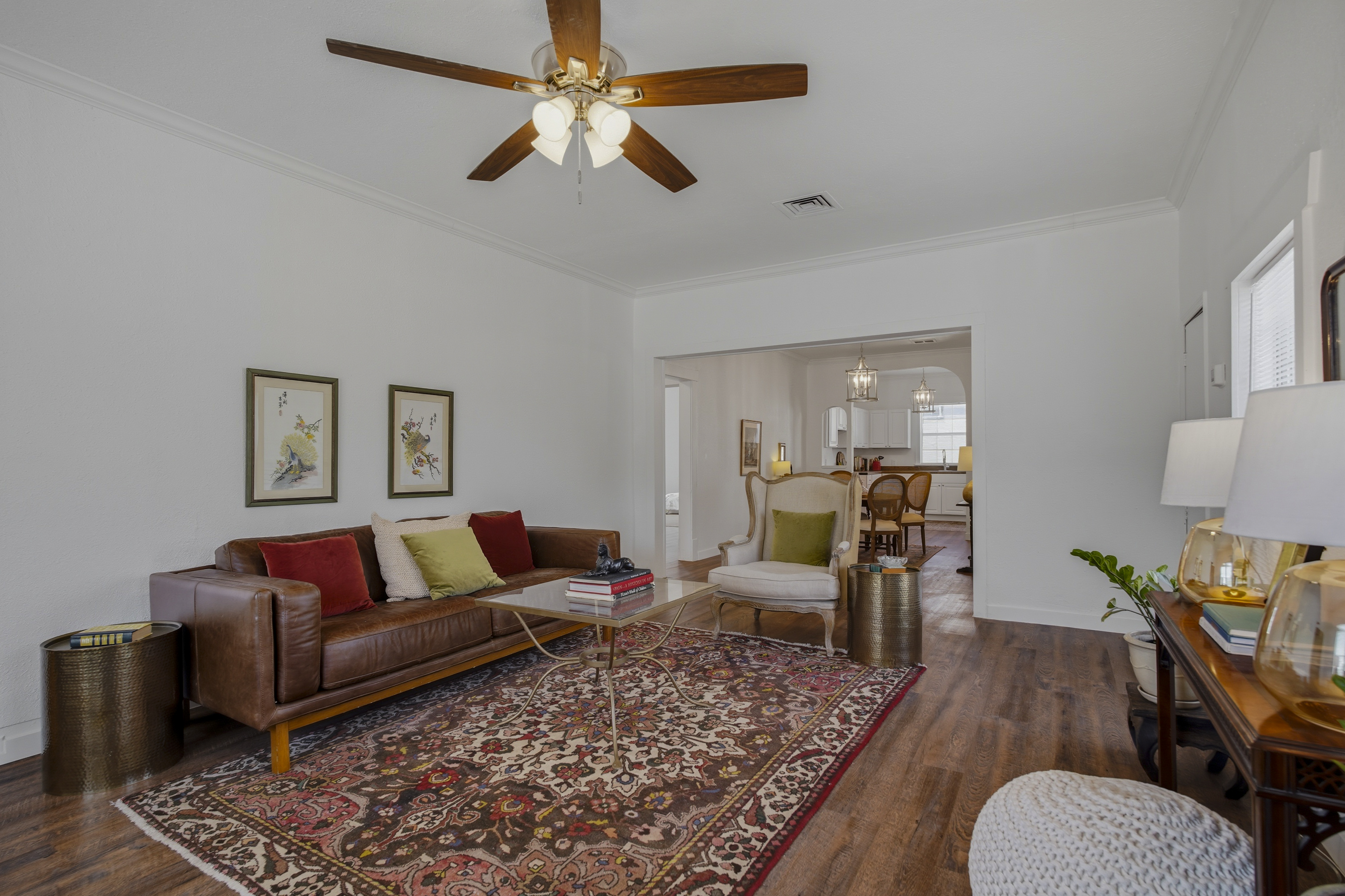  Spanish Charm with Guest Apartment - 物件實景