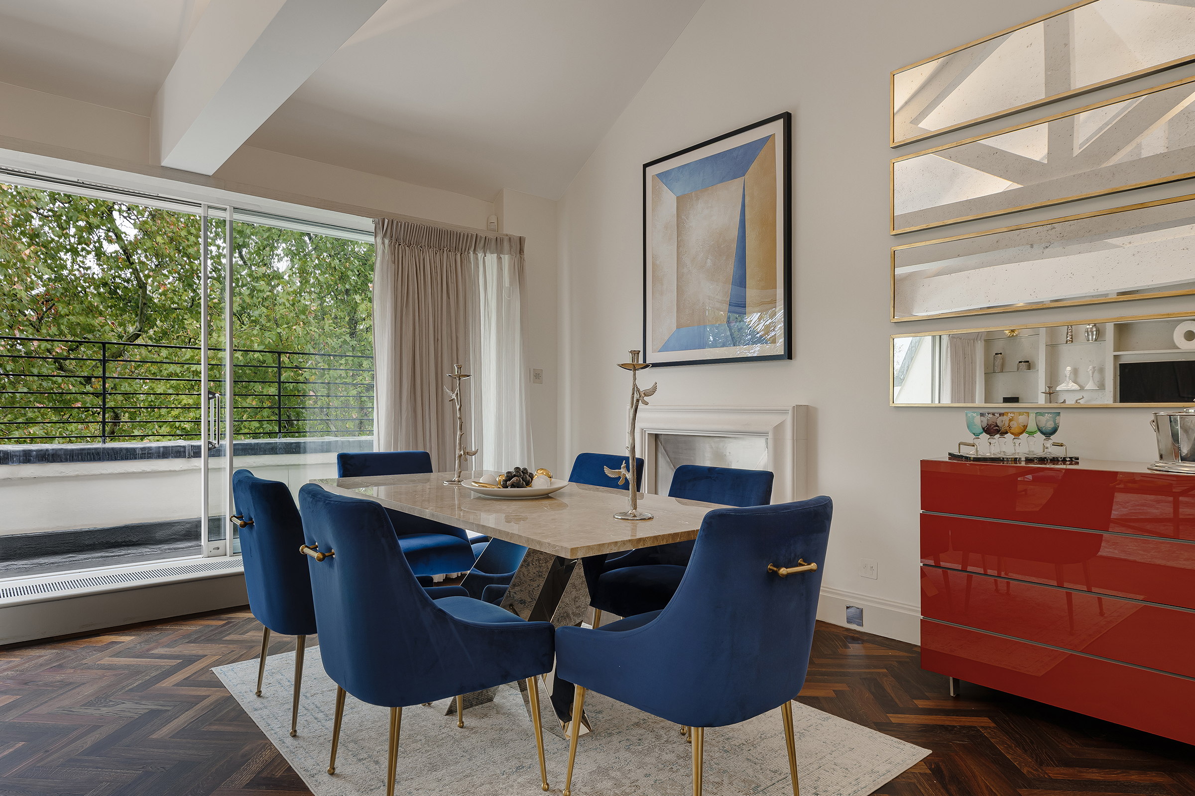  A Three-Bedroom Apartment on Eaton Square - 物件實景