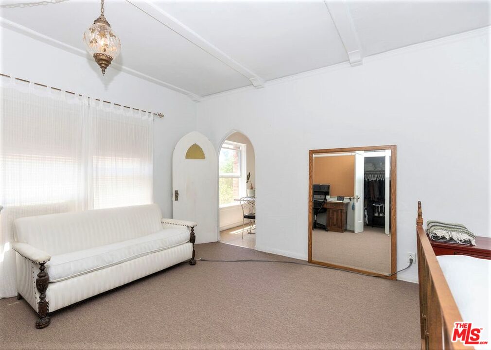 2041 N Vermont Ave, Los Angeles, California, 90027, United States, 7 Bedrooms Bedrooms, ,Residential,For Sale,2041 N Vermont Ave,1614097