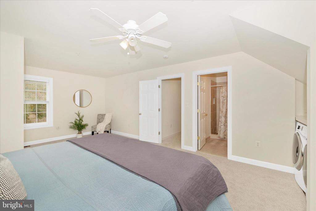 Frederick, Maryland, 21702, United States, 4 Bedrooms Bedrooms, ,3 BathroomsBathrooms,Residential,For Sale,1987380