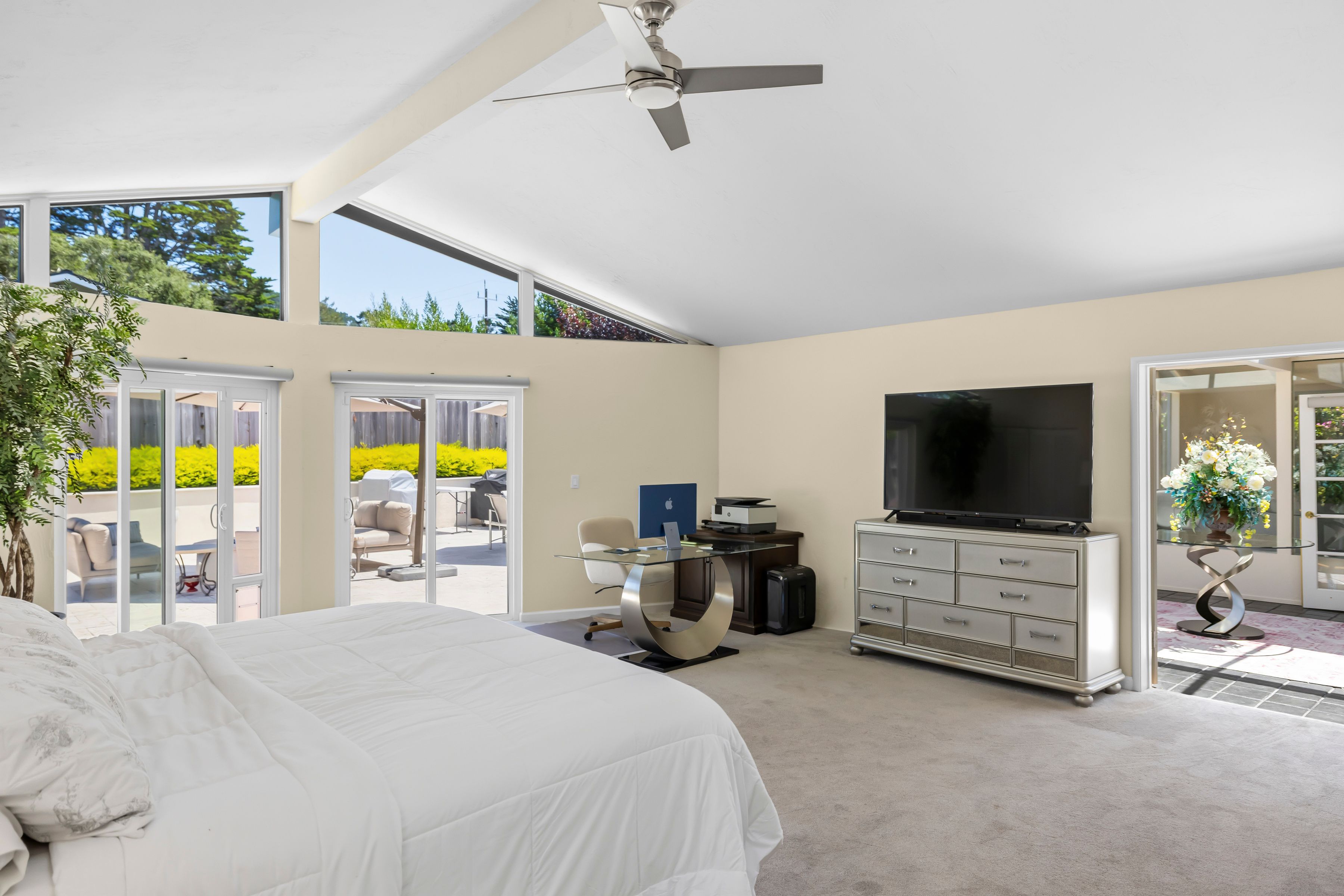  2110 Messina Place, Monterey - 物件實景