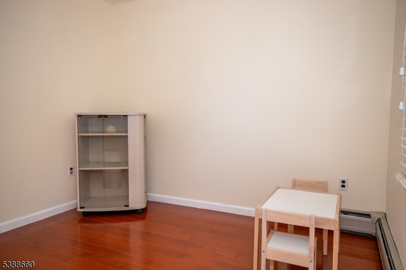 Parsippany, New Jersey, 07054-2126, United States, 4 Bedrooms Bedrooms, ,3 BathroomsBathrooms,Residential,For Sale,1976292