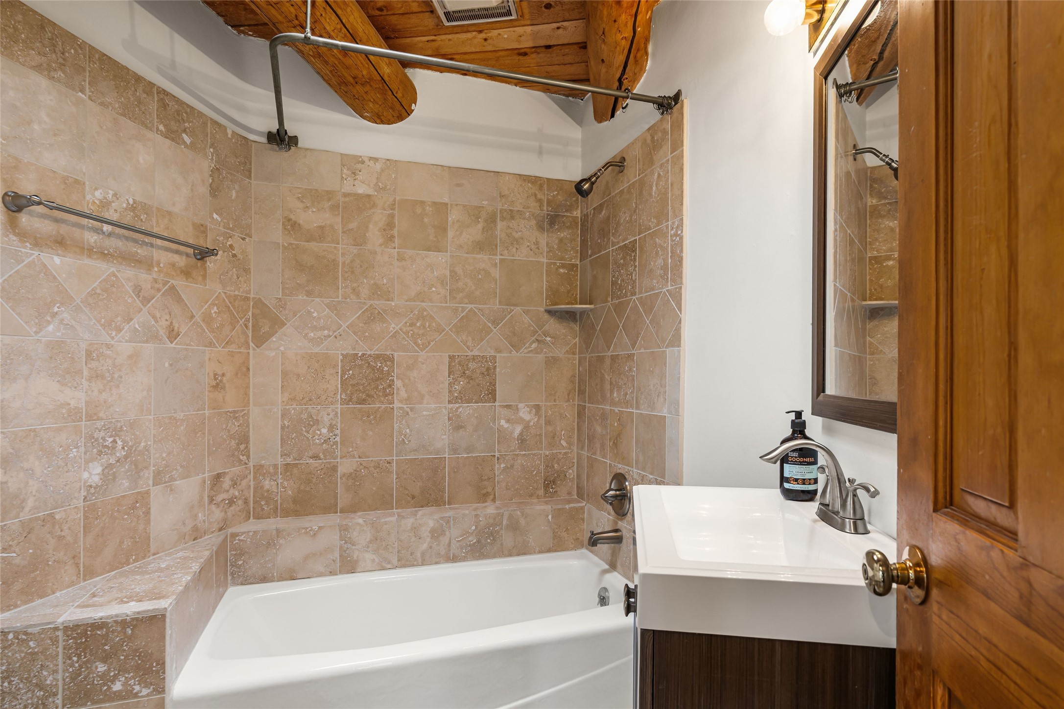  57 Mountain Top Rd - 物件實景