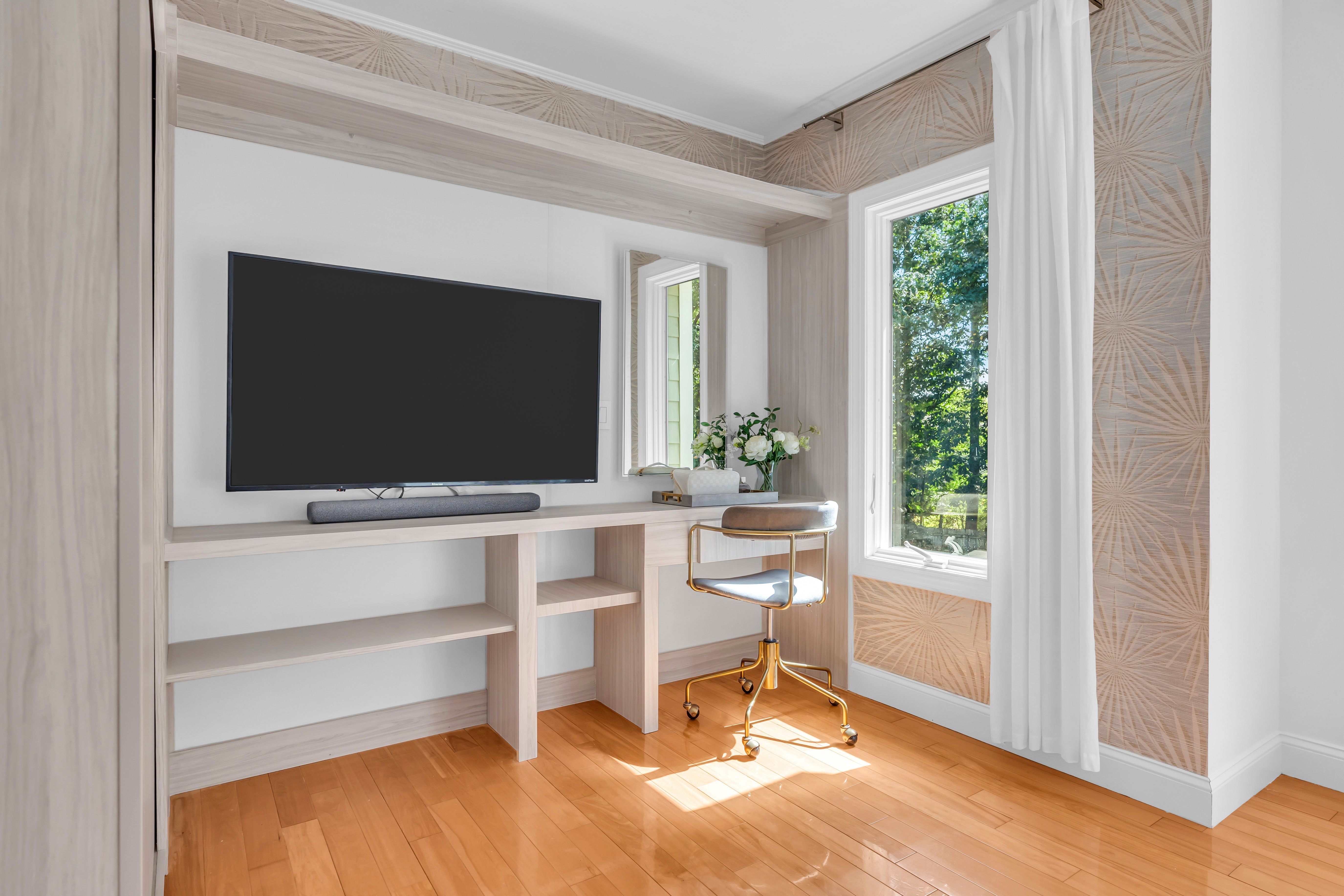  5-Bedroom Colonial in Lincroft - 物件實景