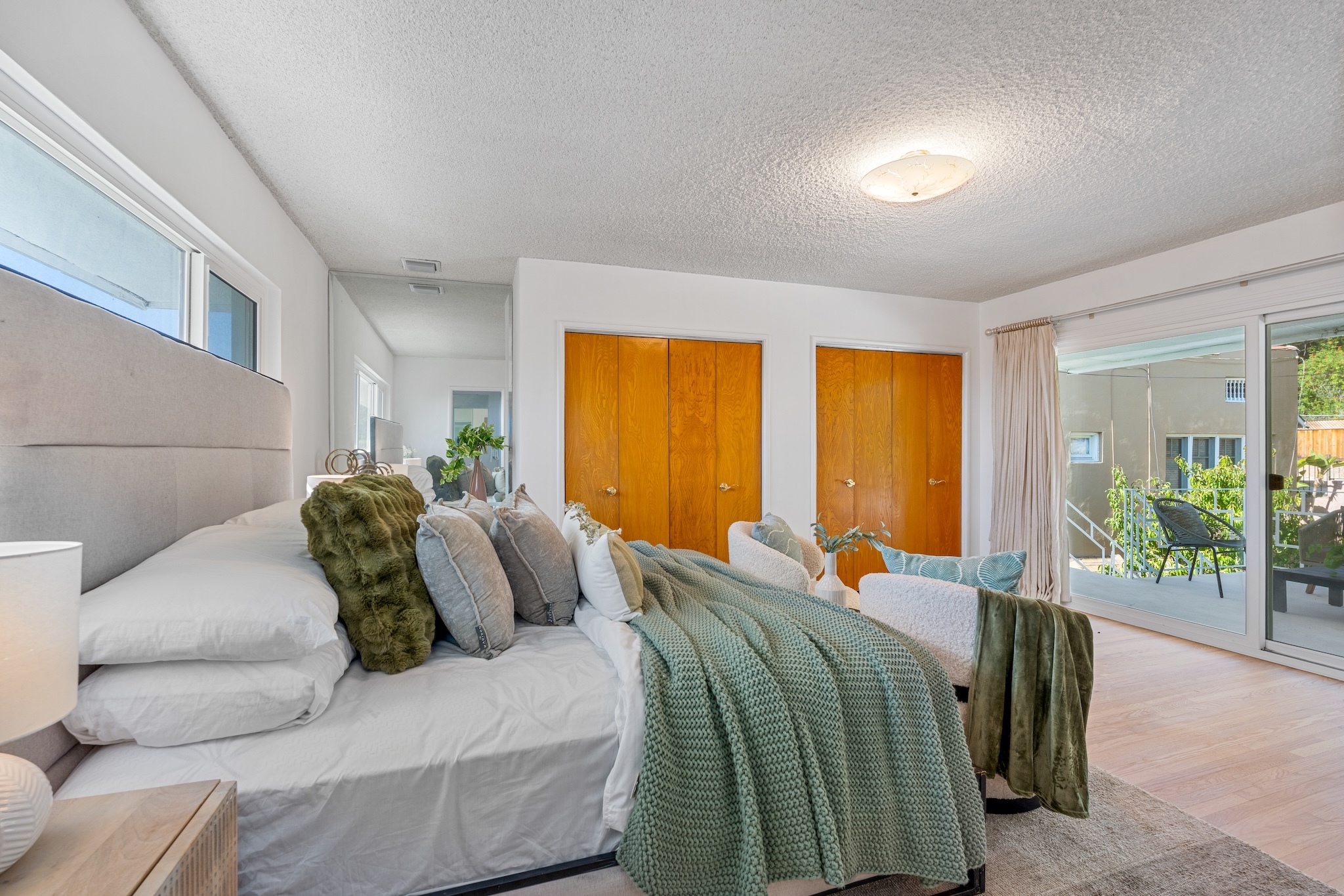 4799 Bonvue Ave - 物件實景