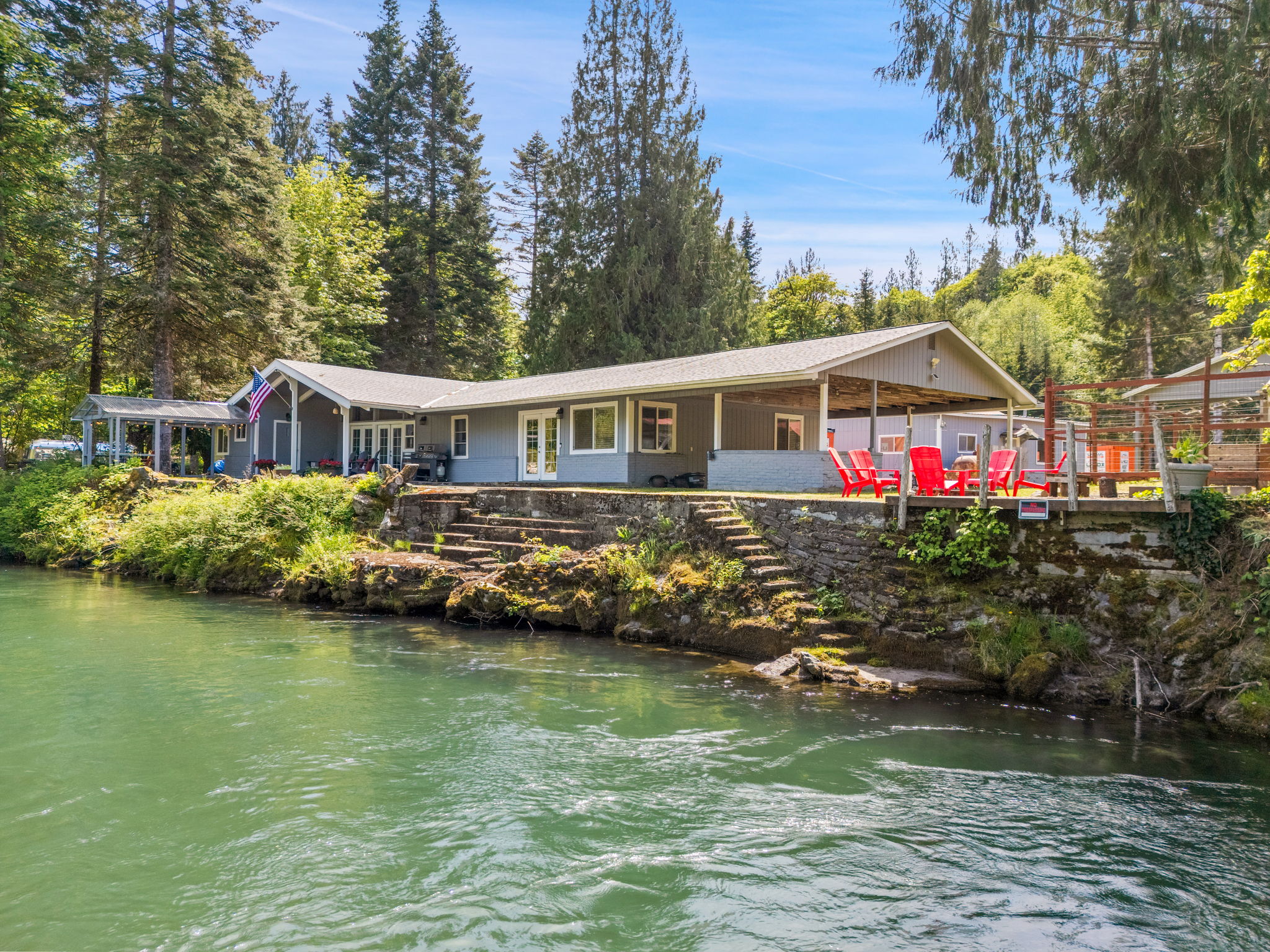  560 Mountain Trail Road, Brinnon, WA 98320 - 物件實景