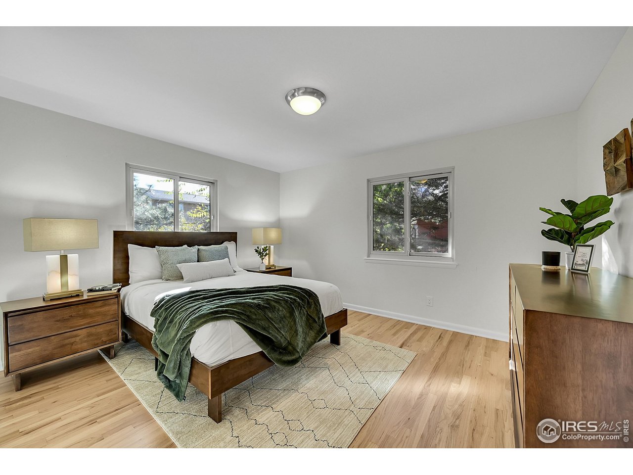 Boulder, Colorado, 80305, United States, 4 Bedrooms Bedrooms, ,2 BathroomsBathrooms,Residential,For Sale,1989611