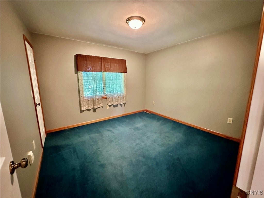 Oswego, New York, 13126, United States, 4 Bedrooms Bedrooms, ,3 BathroomsBathrooms,Residential,For Sale,1899451