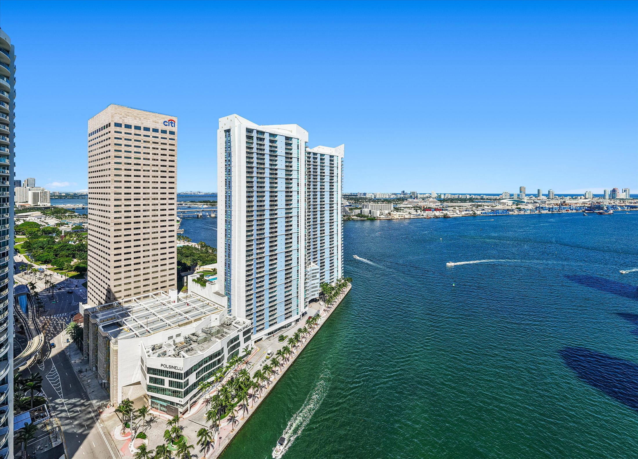  325 S Biscayne Blvd, Miami, FL, 33131 - 物件實景