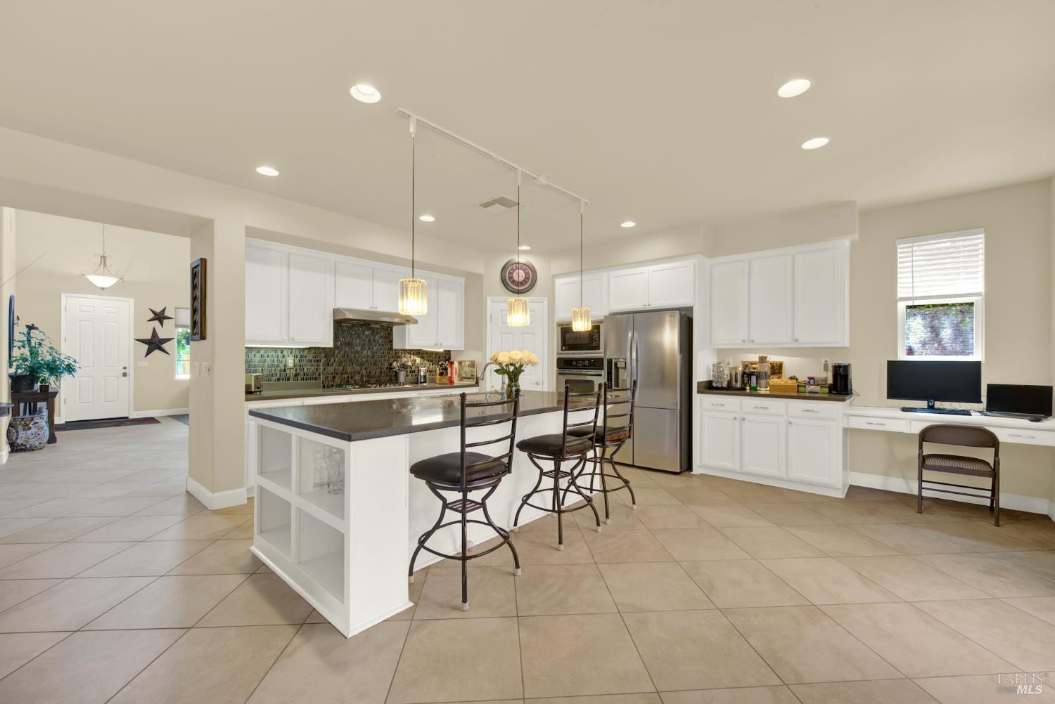 Fairfield, California, 94534, United States, 5 Bedrooms Bedrooms, ,4 BathroomsBathrooms,Residential,For Sale,1892919
