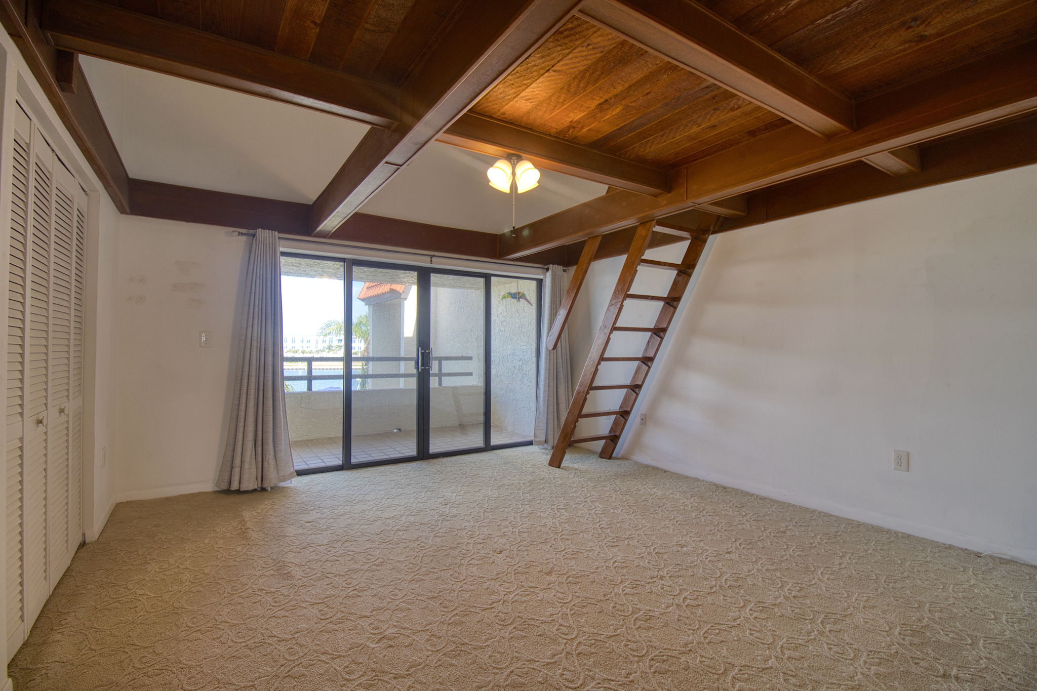 Tierra Verde, Florida, 33715, United States, 2 Bedrooms Bedrooms, ,3 BathroomsBathrooms,Residential,For Sale,1984035