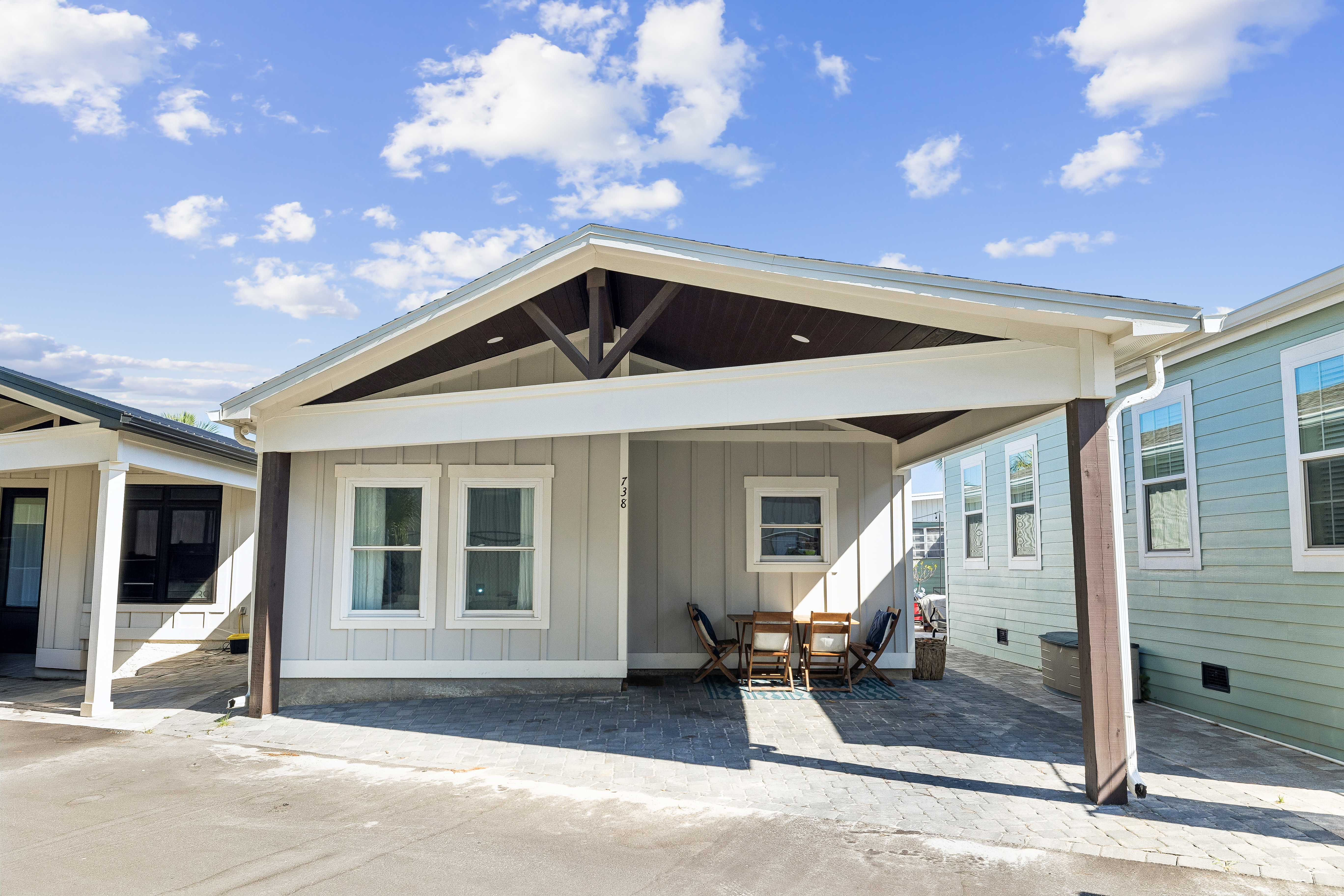  Turnkey Coastal Cottage With Resort Amenities In Gated Waterfront Community - 物件實景