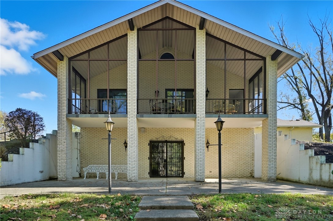 Brookville, Ohio, 45309, United States, 3 Bedrooms Bedrooms, ,4 BathroomsBathrooms,Residential,For Sale,1995742