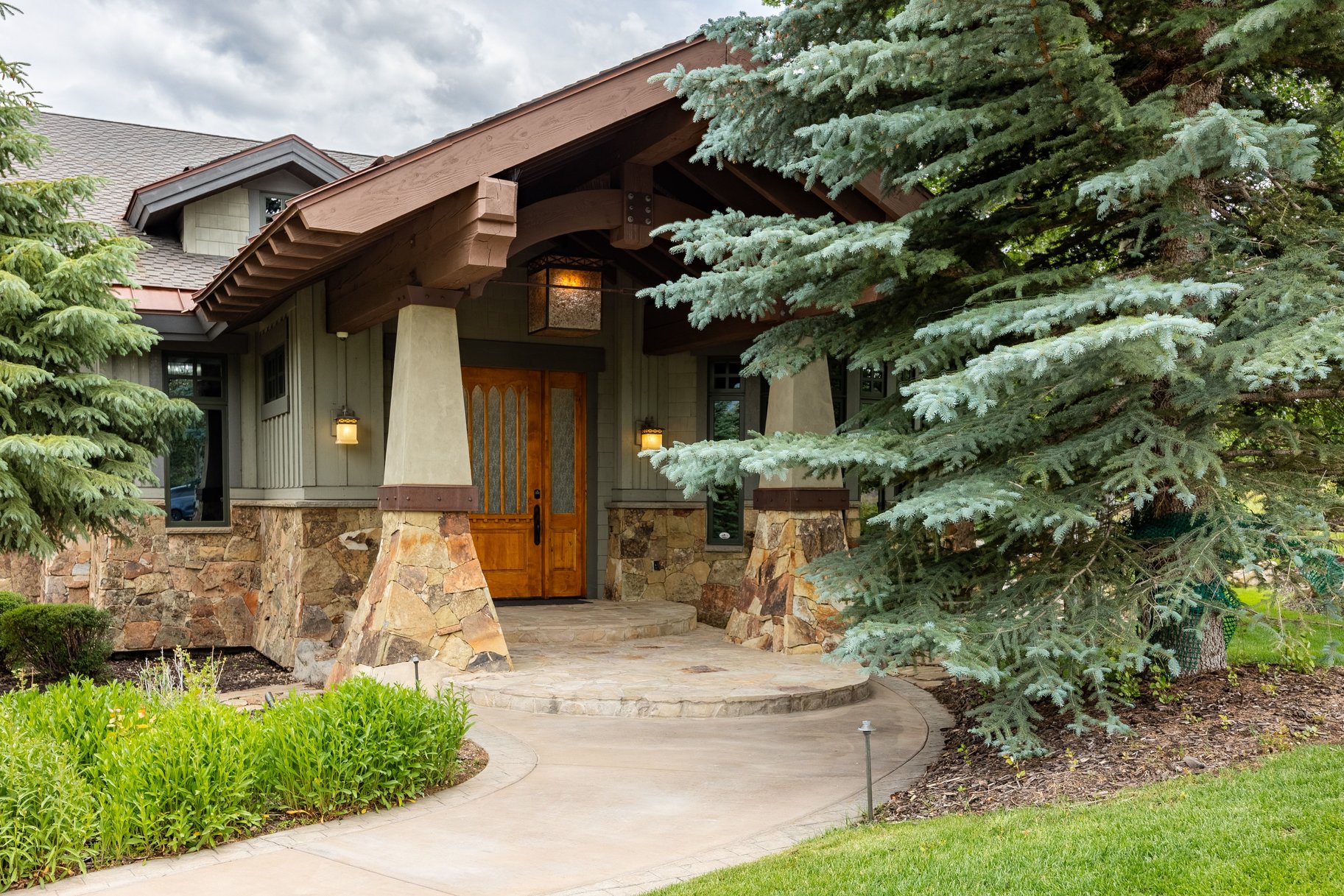  Spacious Glenwild Home with Resort Views, Private Guest Suite and Expansive Yard - 物件實景