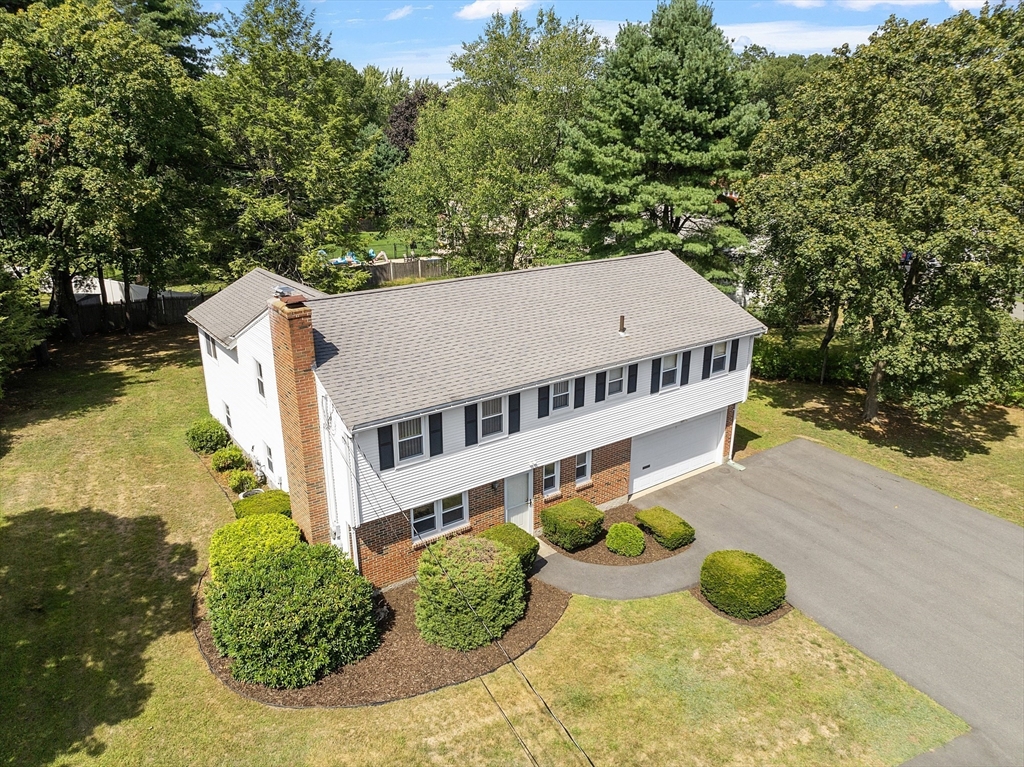 Peabody, Massachusetts, 01960, United States, 4 Bedrooms Bedrooms, ,2 BathroomsBathrooms,Residential,For Sale,1939511