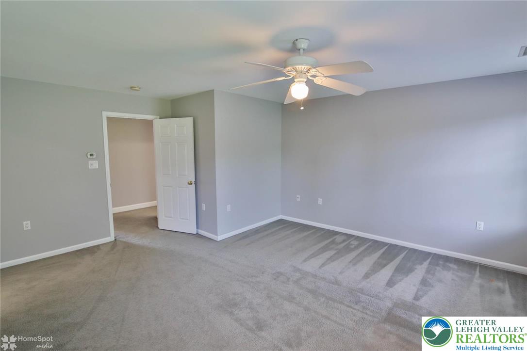 Palmer Twp, Pennsylvania, 18045, United States, 4 Bedrooms Bedrooms, ,4 BathroomsBathrooms,Residential,For Sale,1898728