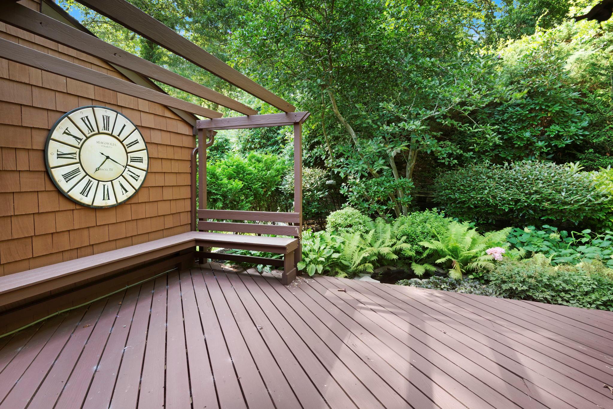 Northport, New York, 11768, United States, 2 Bedrooms Bedrooms, ,3 BathroomsBathrooms,Residential,For Sale,1900876