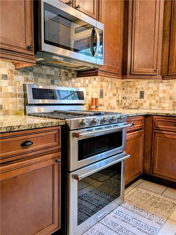 Suwanee, Georgia, 30024, United States, 5 Bedrooms Bedrooms, ,4 BathroomsBathrooms,Residential,For Sale,1873218