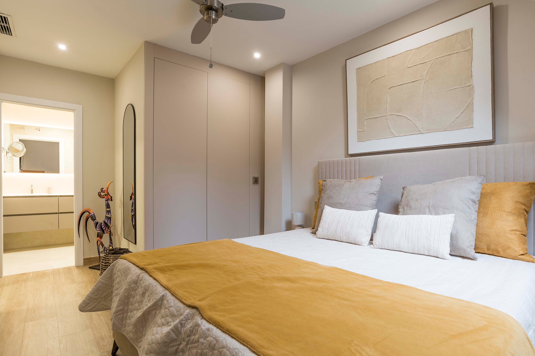  Penthouse duplex with terrace in Cortes - 物件實景