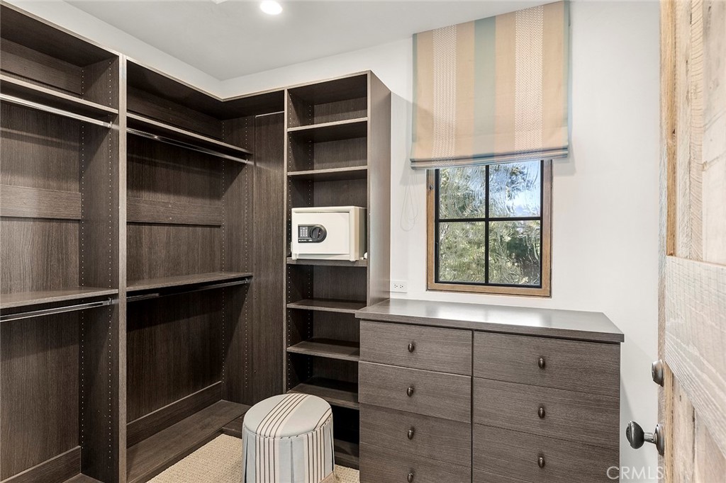 Indian Wells, California, 92210, United States, 5 Bedrooms Bedrooms, ,7 BathroomsBathrooms,Residential,For Sale,2001753