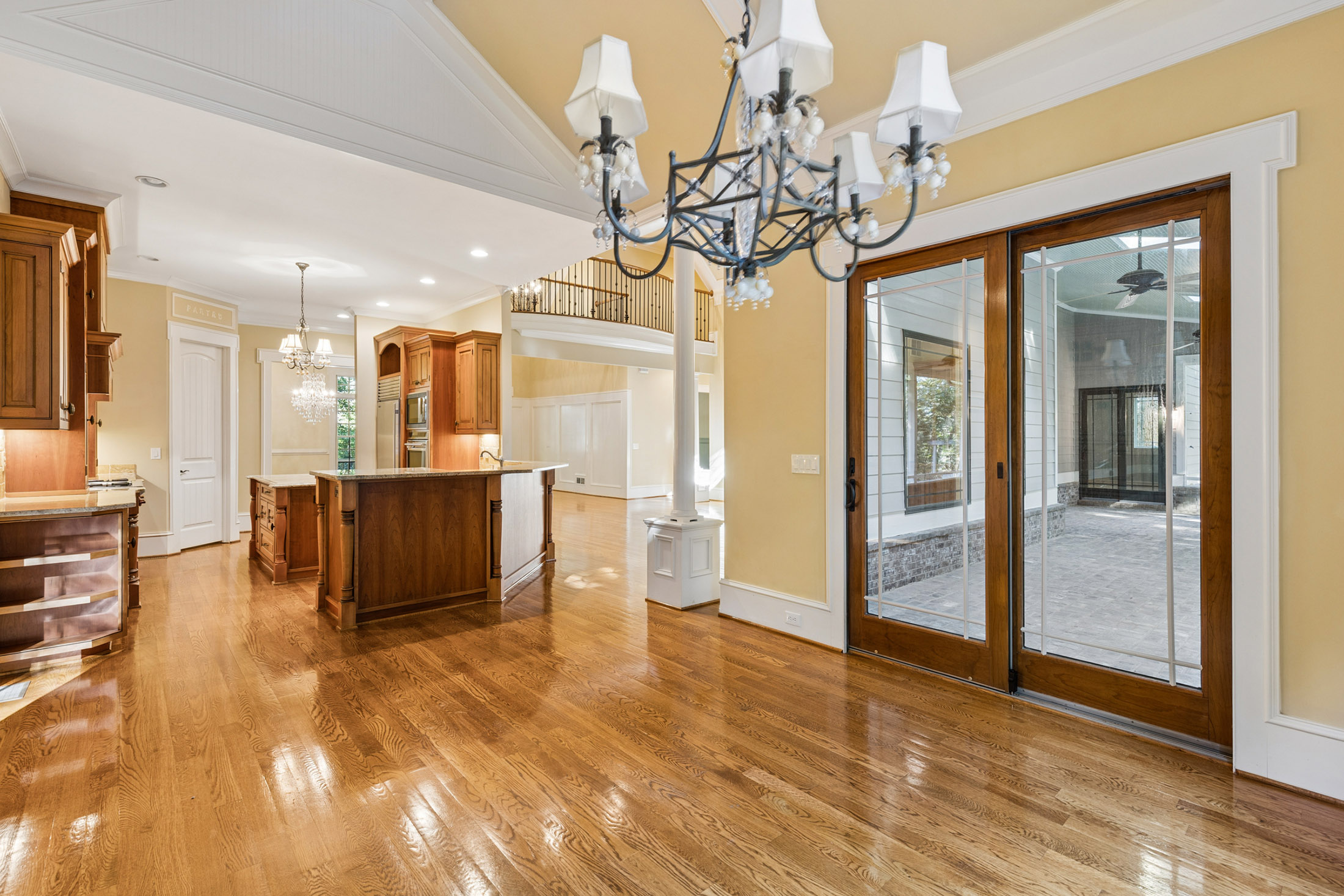  A Rare Opportunity to Enjoy Estate-Style Living in Sought-After Woodstock - 物件實景
