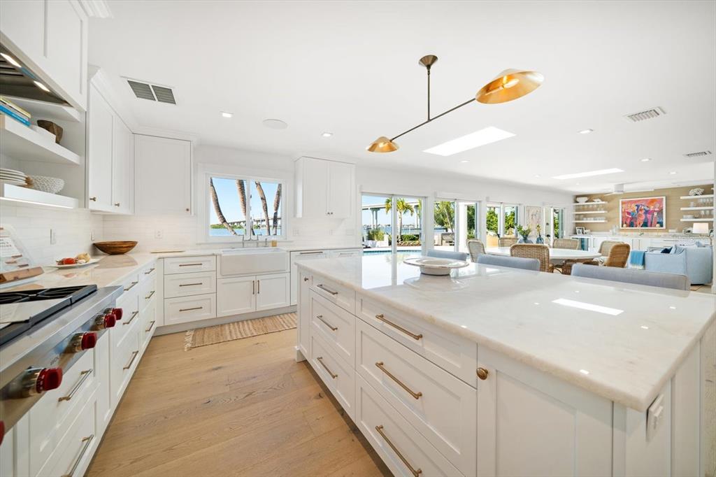 Largo, Florida, 33770, United States, 3 Bedrooms Bedrooms, ,4 BathroomsBathrooms,Residential,For Sale,1989168