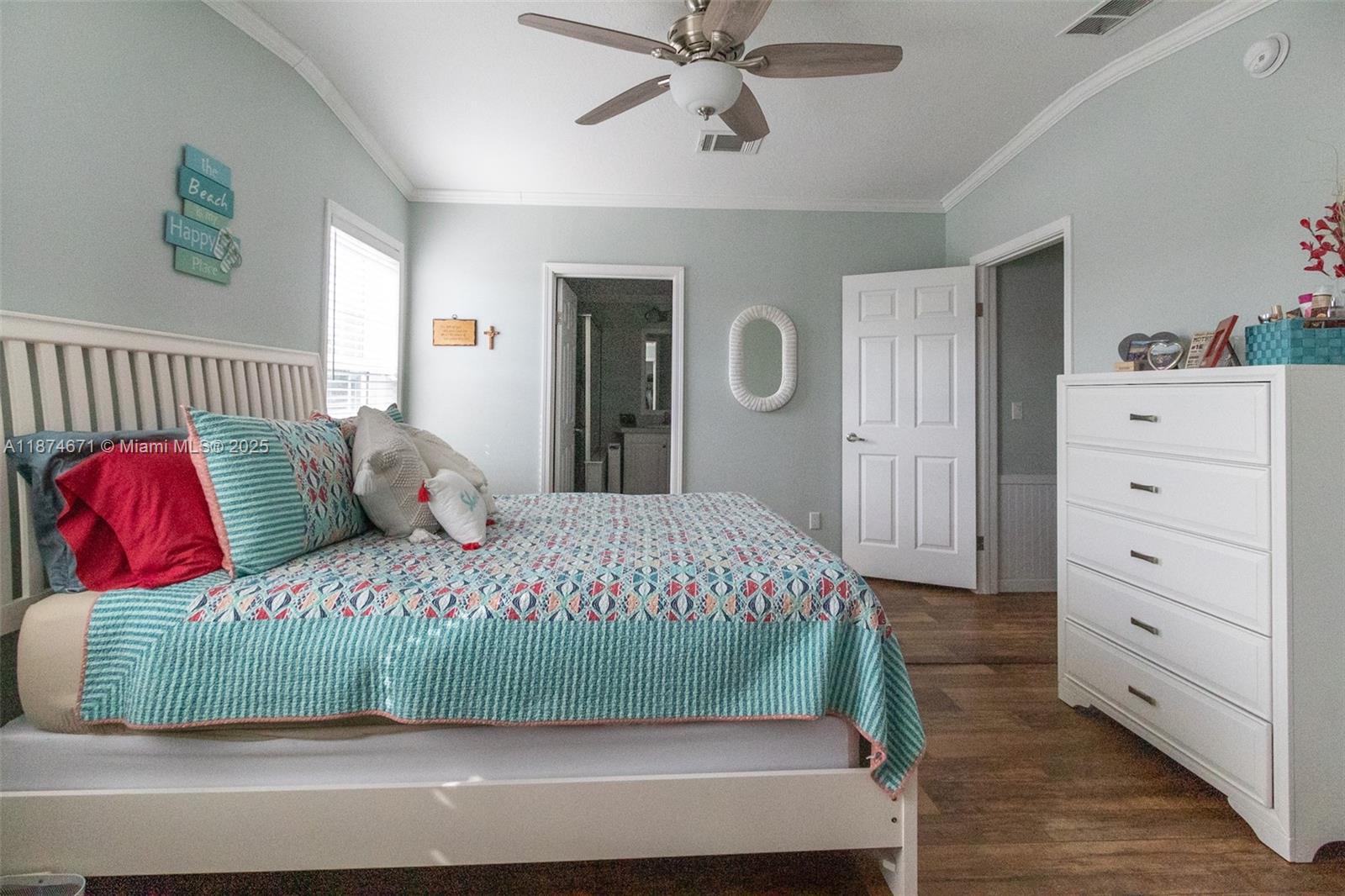 Tavernier, Florida, 33070, United States, 2 Bedrooms Bedrooms, ,2 BathroomsBathrooms,Residential,For Sale,1941688