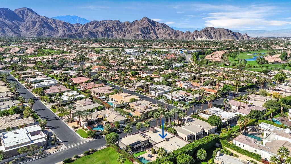 La Quinta, California, 92253, United States, 4 Bedrooms Bedrooms, ,2 BathroomsBathrooms,Residential,For Sale,1987635